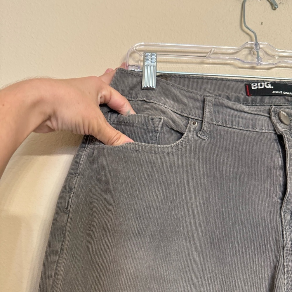 BDG Gray Corduroy Pants Size 31 Ankle Cigarette Stretch 34 x 29 Minimalist - Picture 5 of 16